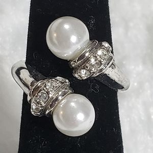 Vintage 90s NRT Silver Tone Ring Faux Pearl Accent
